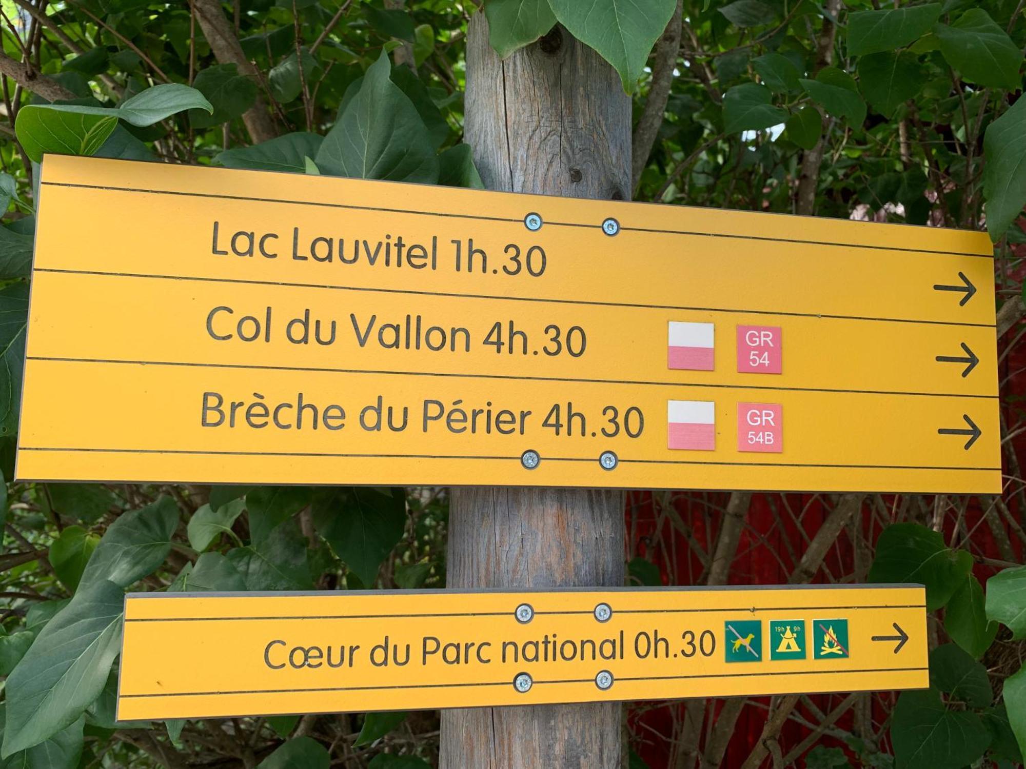 Le Dune Logement Le Bourg-dʼOisans Eksteriør billede