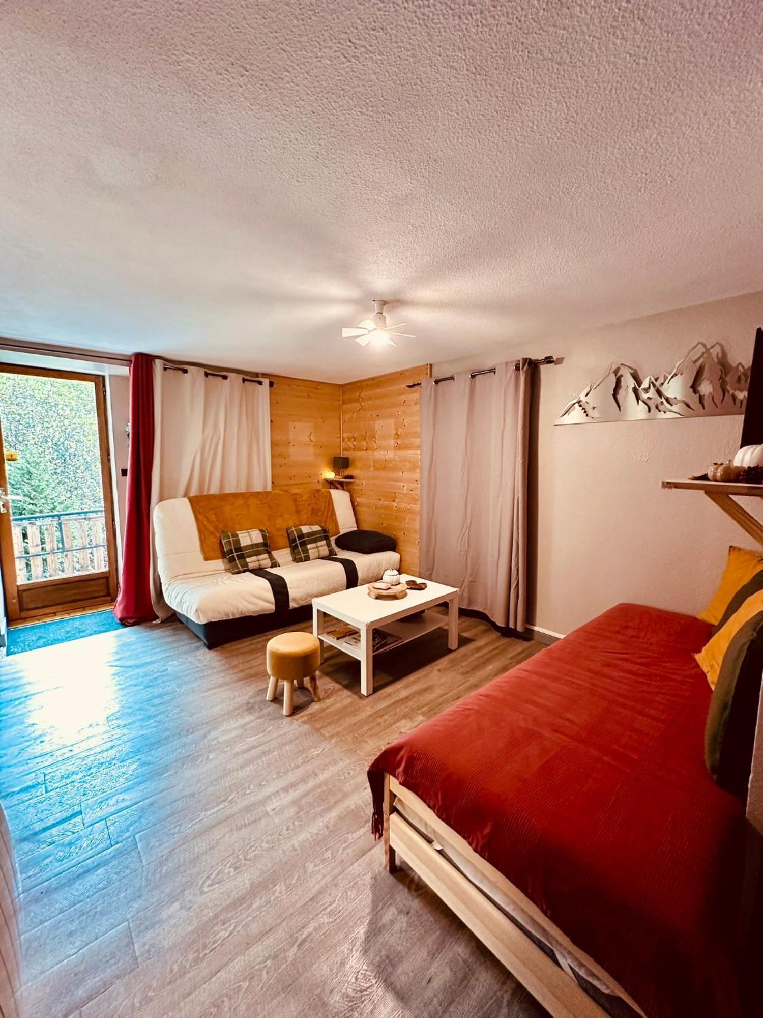Le Dune Logement Le Bourg-dʼOisans Eksteriør billede